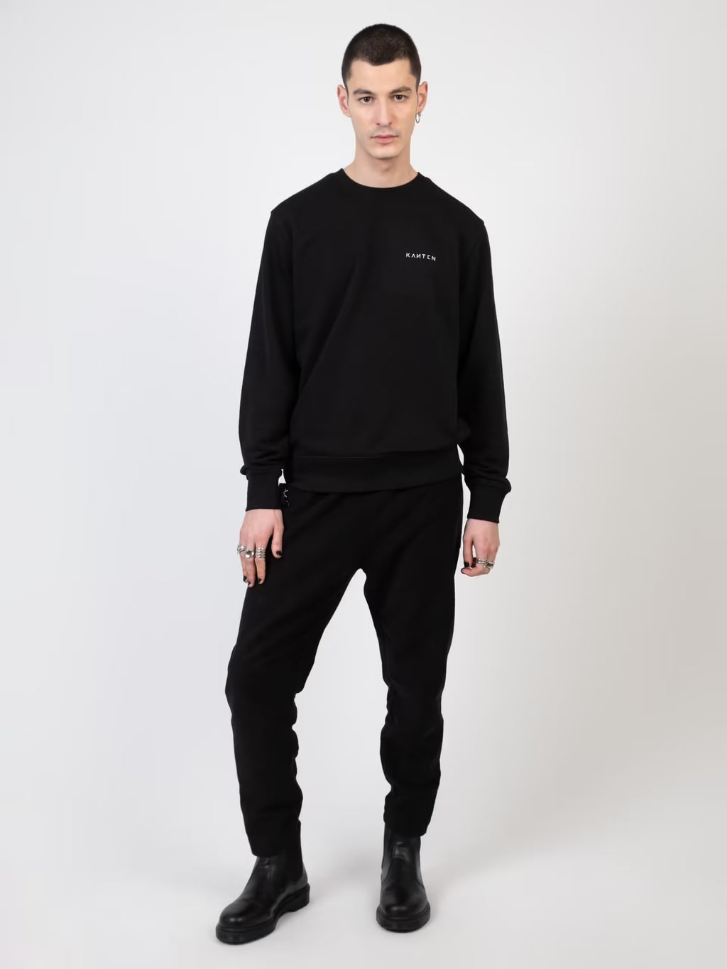 UltraBasic Sweatshirt - Black