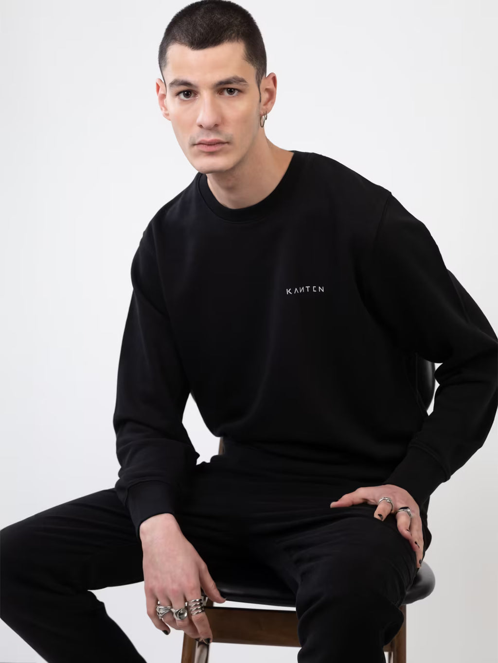 UltraBasic Sweatshirt - Black